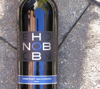VINO HOB NOB CABERNET SAUVIGNO